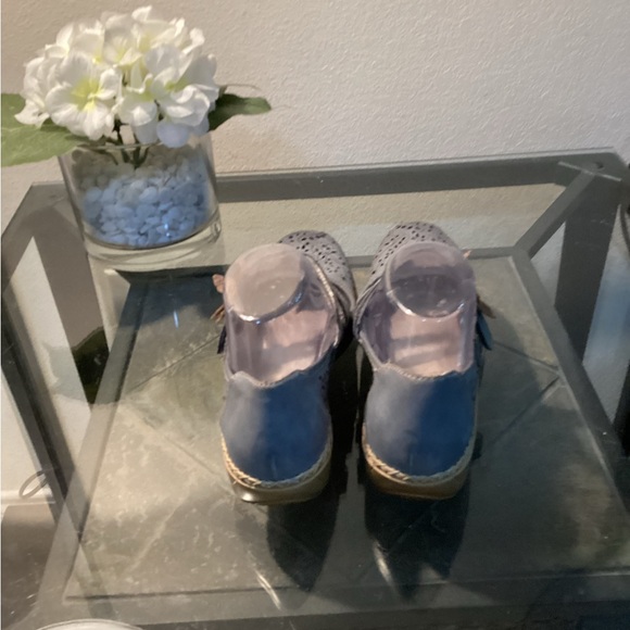 Riskier - Picture 7 of 10